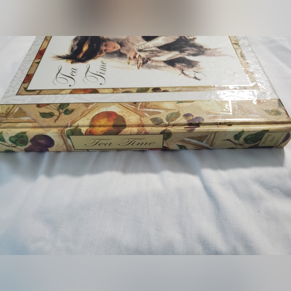 :* Tea Time Hardcover Roni & Nancy Akmon book tea bags included herbal sampler - Picture 13 of 13